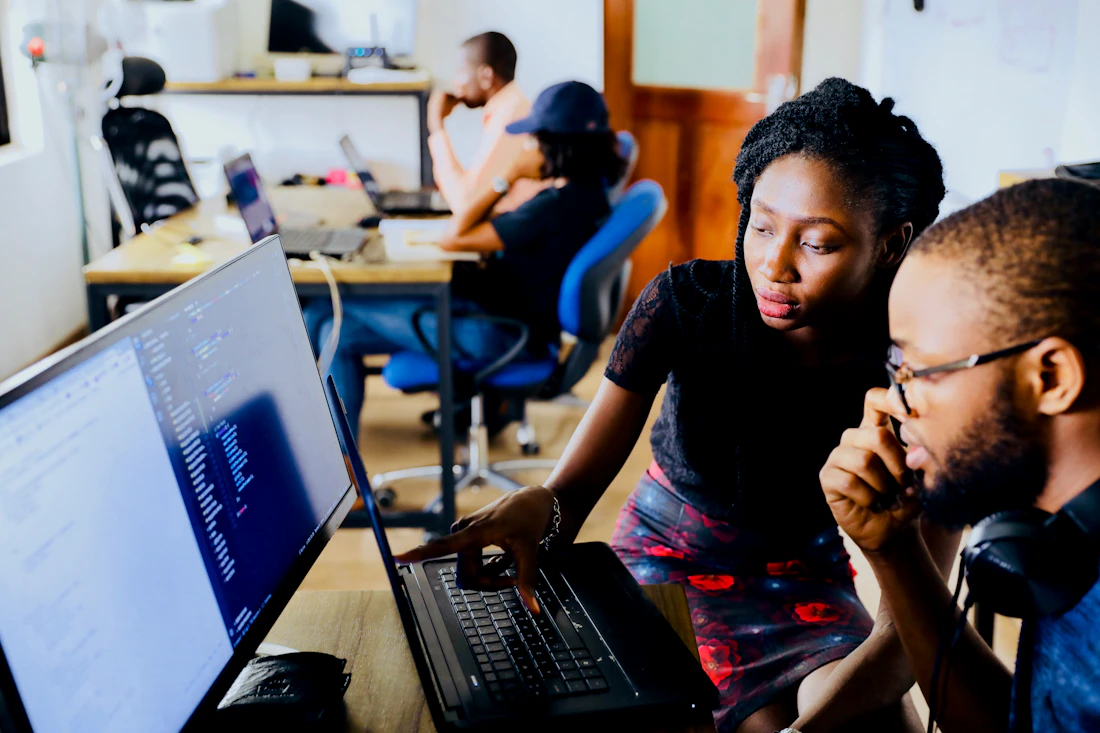 Learners exchanging ideas in a class
